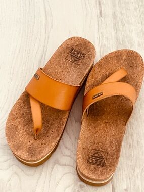 Reef cushion Sol high sandals